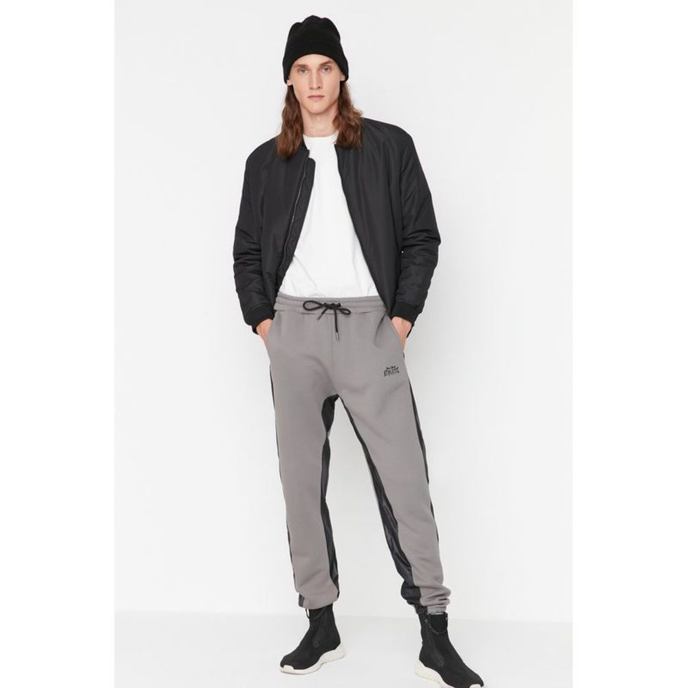 NWT Trendyol Sweatpants Gray Loose